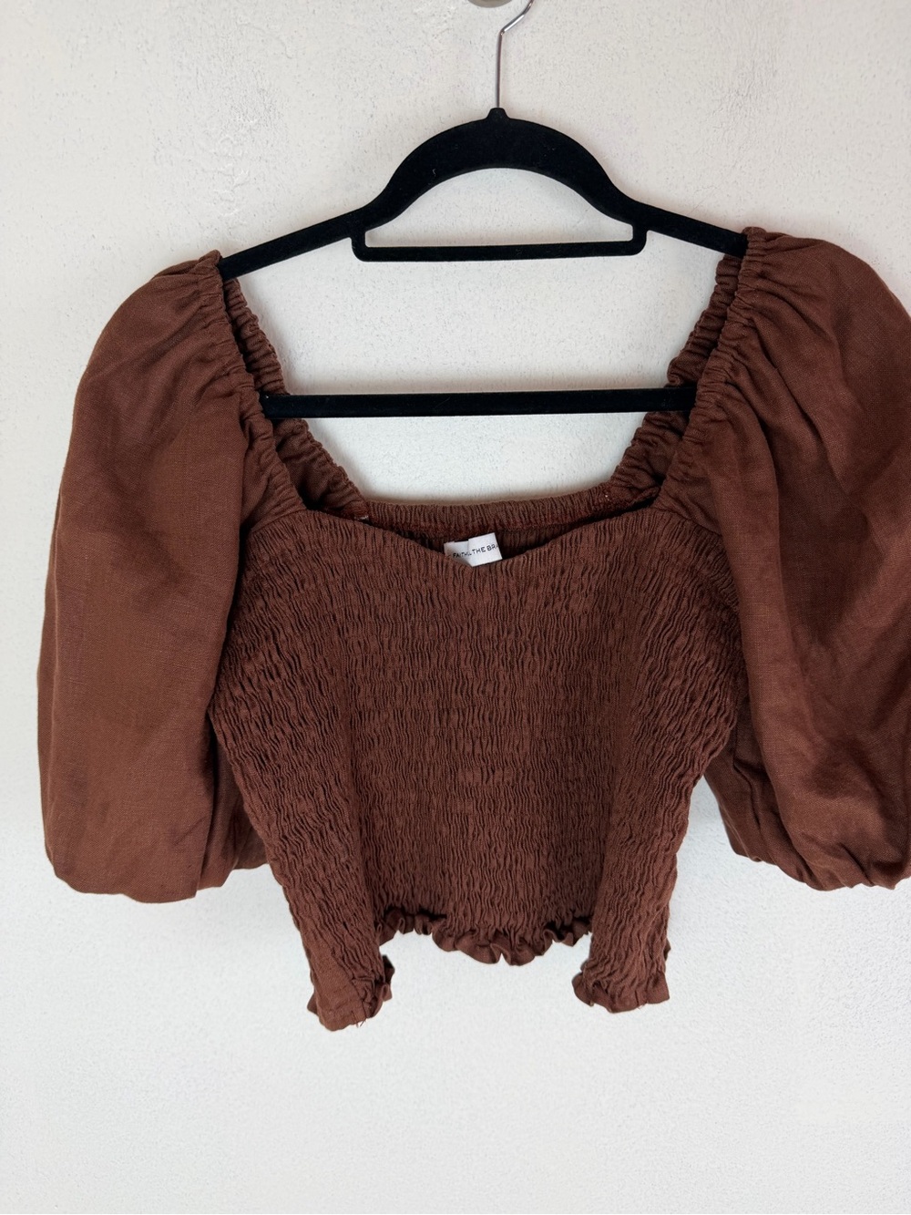 Faithful The Brand Brown Smocked Puff-Sleeve Crop Top - Women